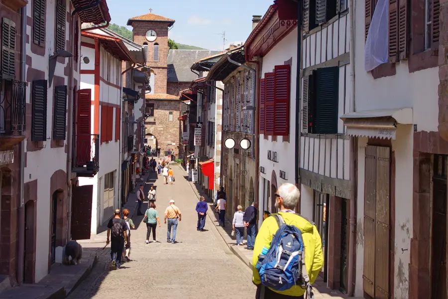 © P. Saint-Jean Saint-Jean-Pied-de-Port