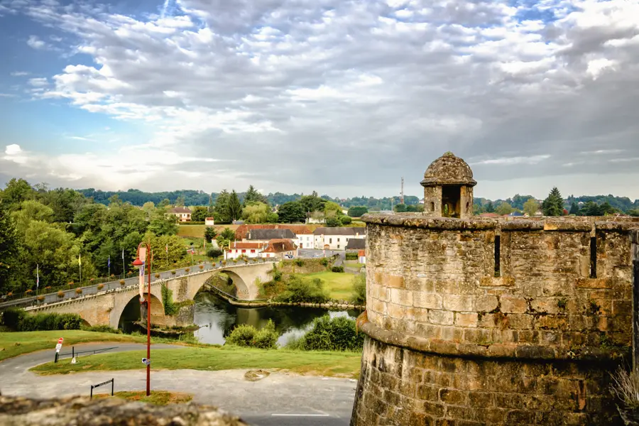© marta-p-adobestock Navarrenx
